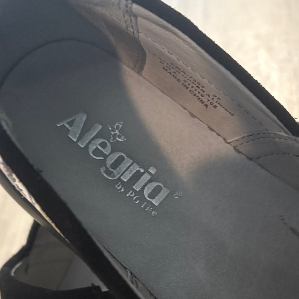 Alegria Clogs - Picture 2 of 6